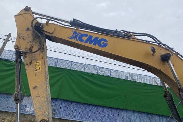 徐州市出售转让二手不详小时2018年徐工XE150挖掘机