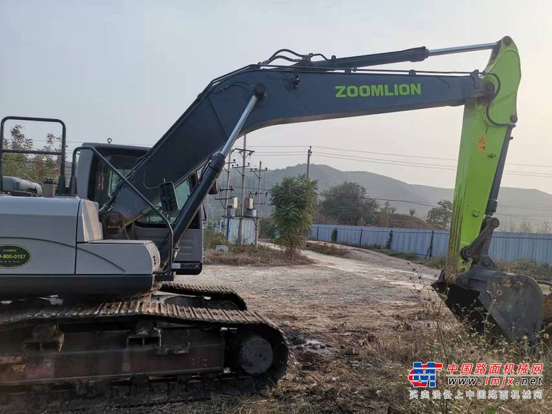 徐州市出售转让二手不详小时2021年中联重科ZE205挖掘机