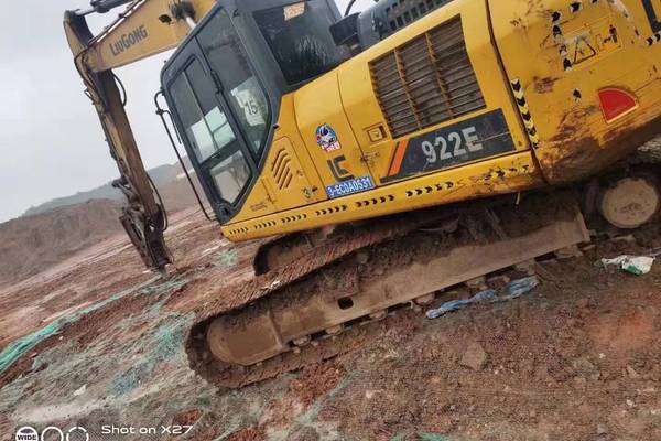徐州市出售转让二手不详小时2017年柳工CLG920装载机