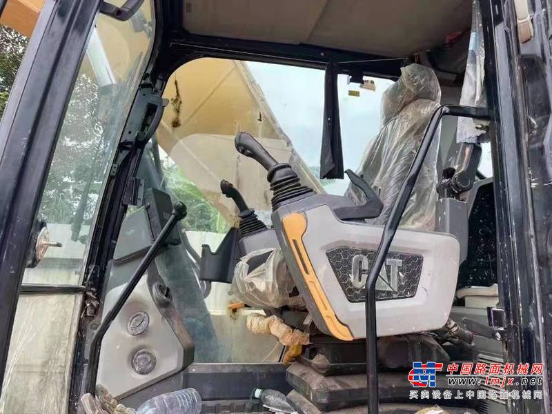 徐州市出售转让二手不详小时2019年卡特彼勒320D2挖掘机