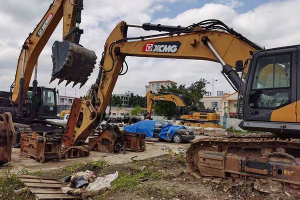 徐州市出售转让二手不详小时2021年徐工XE490D挖掘机