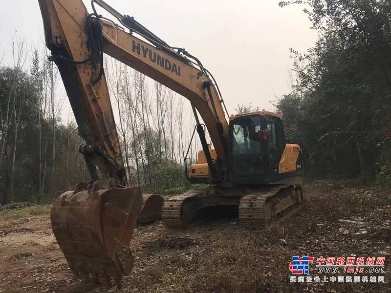 徐州市出售转让二手不详小时2020年现代R215挖掘机