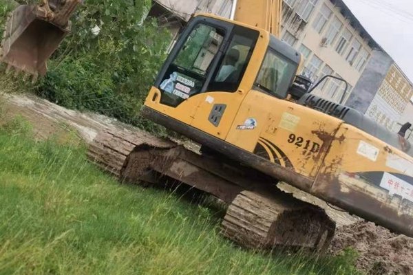 徐州市出售转让二手不详小时2015年山重建机JCM921挖掘机