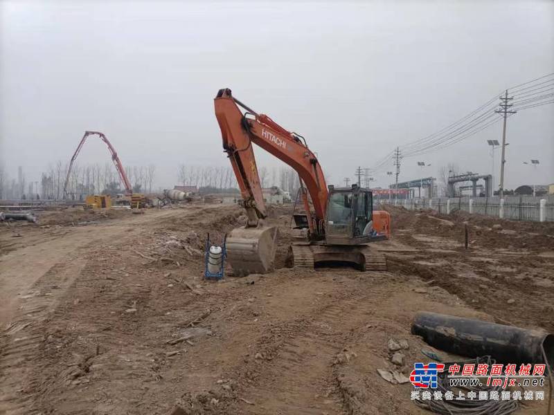 徐州市出售转让二手不详小时2018年日立EX200挖掘机