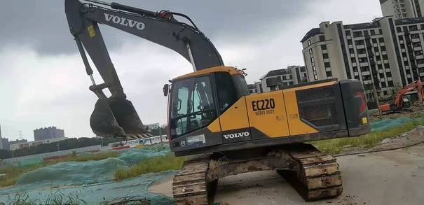 徐州市出售转让二手不详小时2021年沃尔沃EC210挖掘机