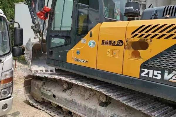 徐州市出售转让二手不详小时2021年现代R215挖掘机