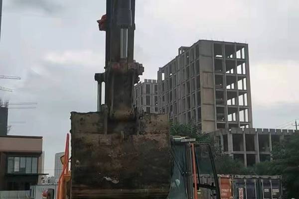 徐州市出售转让二手不详小时2021年沃尔沃EC210挖掘机