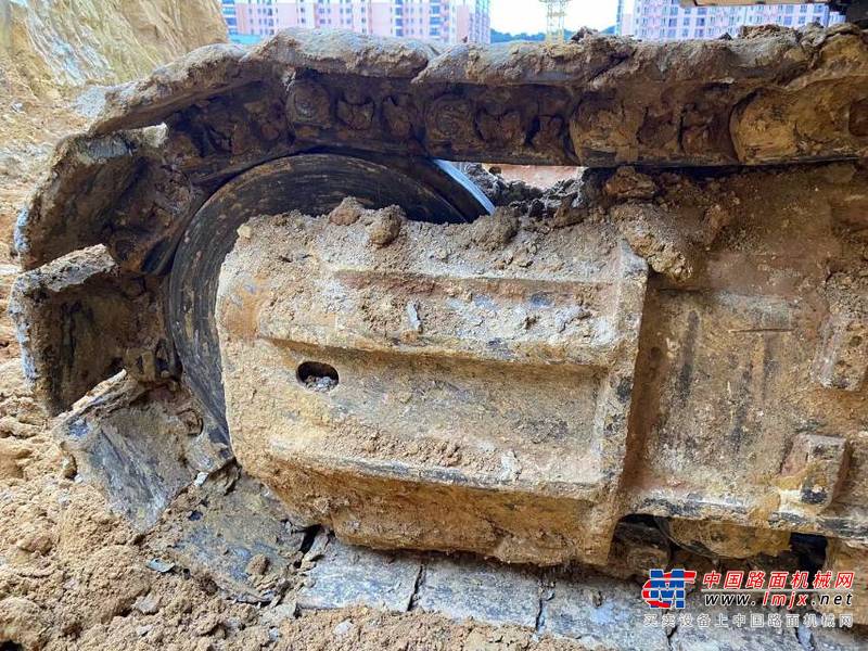 徐州市出售转让二手不详小时2014年徐工XE470D挖掘机