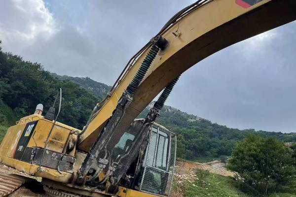 徐州市出售转让二手不详小时2018年卡特彼勒349D2挖掘机