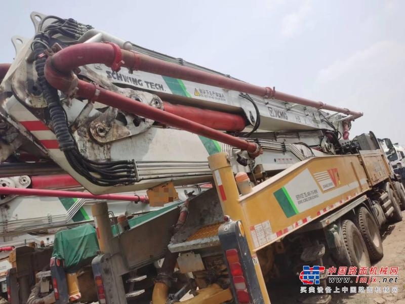 徐州市出售转让二手不详小时2019年徐工HB52V泵车