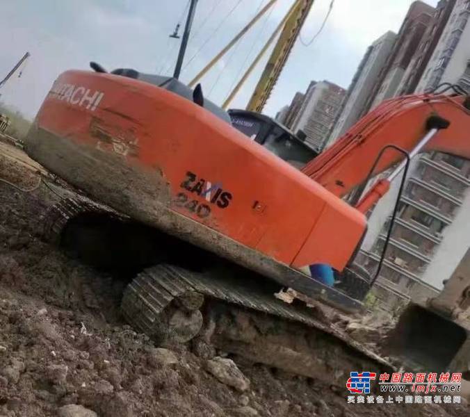 徐州市出售转让二手不详小时2017年日立ZX240挖掘机