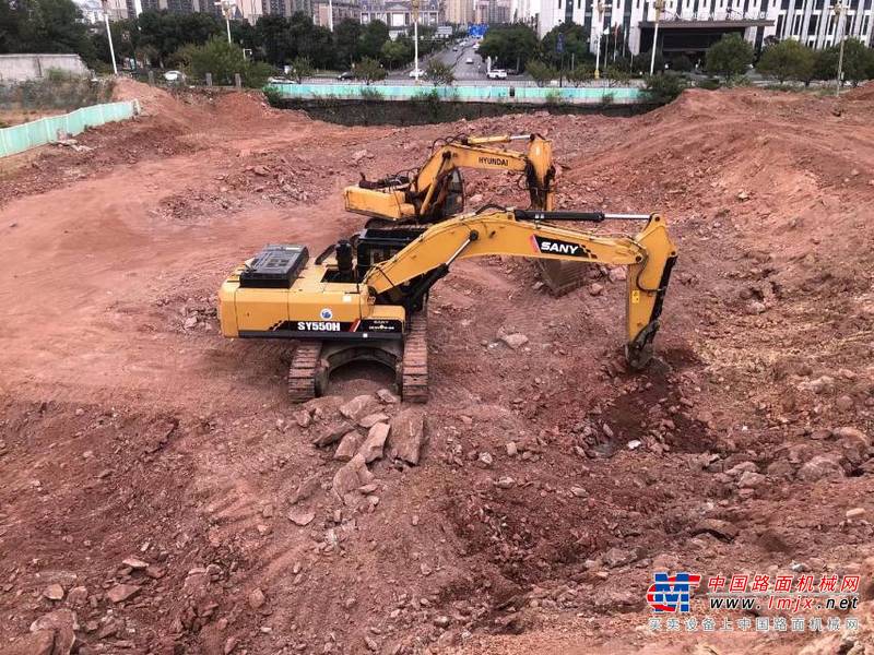 徐州市出售转让二手不详小时2017年三一重工SY485挖掘机