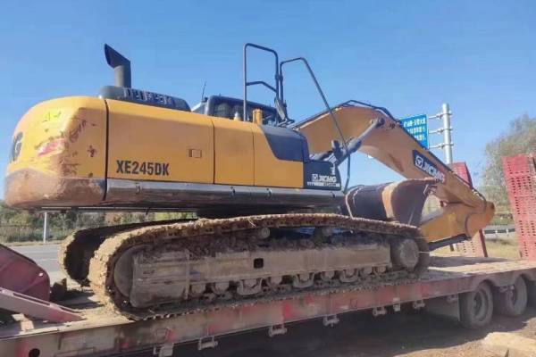 徐州市出售转让二手不详小时2020年徐工XE245D挖掘机