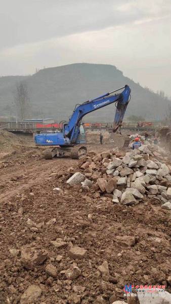 徐州市出售转让二手不详小时2013年山重建机GC208挖掘机