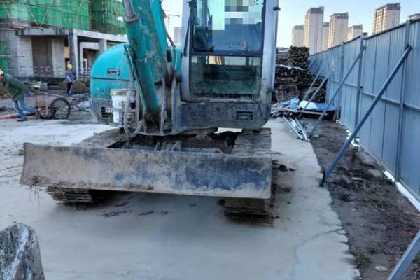 徐州市出售转让二手不详小时2011年山河智能SWE70挖掘机