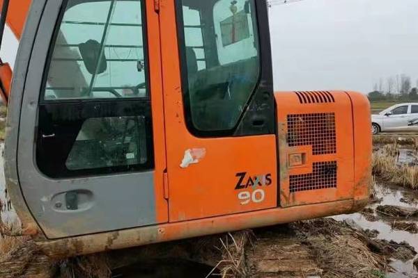 徐州市出售转让二手不详小时2013年日立ZX60挖掘机