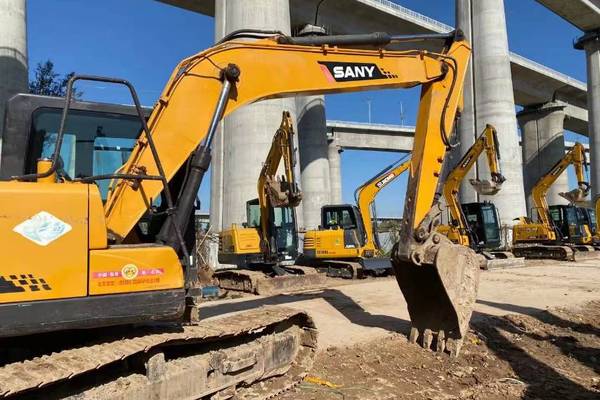 徐州市出售转让二手不详小时2016年三一重工SY135挖掘机
