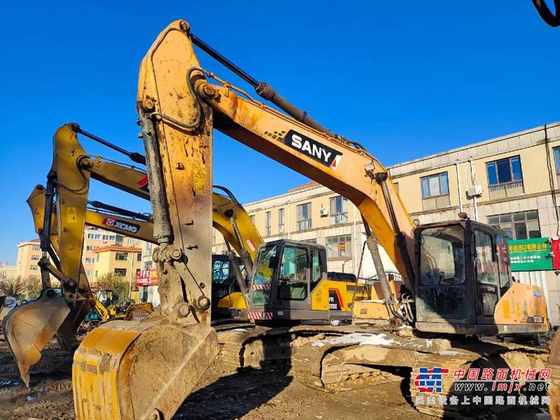 徐州市出售转让二手不详小时2014年三一重工SY215挖掘机