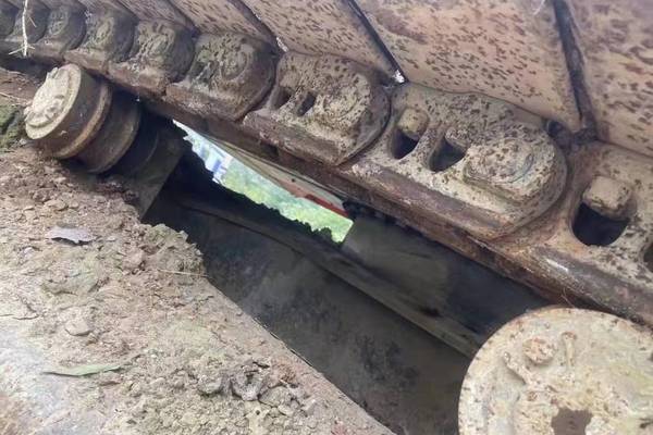 徐州市出售转让二手不详小时2015年斗山DX380挖掘机