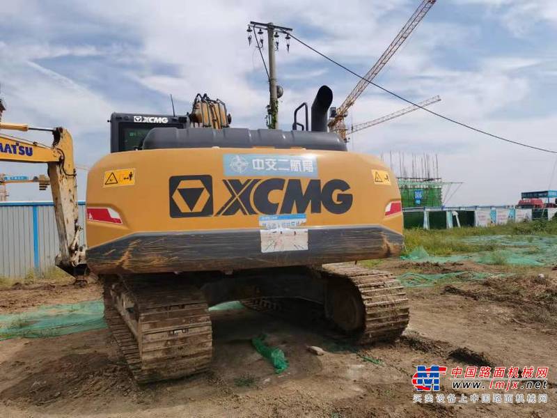 徐州市出售转让二手不详小时2020年徐工XE200D挖掘机