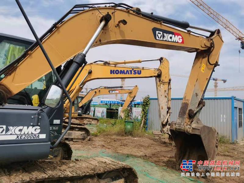 徐州市出售转让二手不详小时2020年徐工XE200D挖掘机