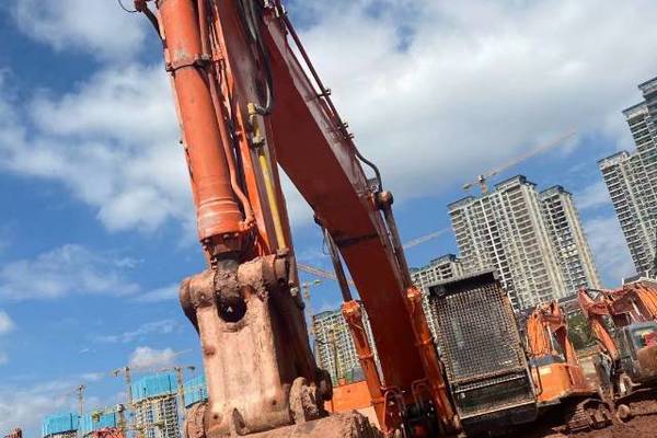 徐州市出售转让二手不详小时2010年日立ZX450挖掘机