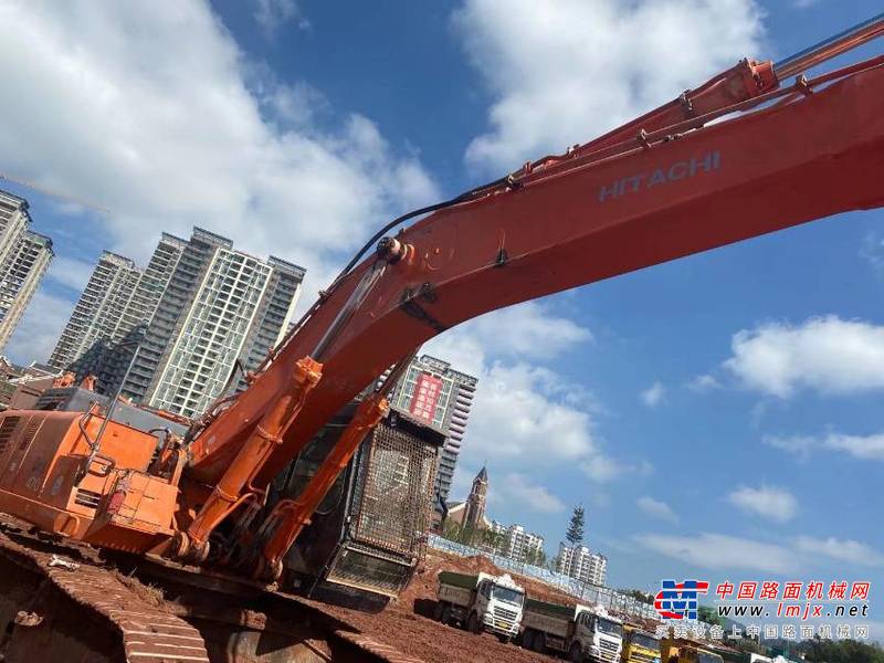 徐州市出售转让二手不详小时2010年日立ZX450挖掘机
