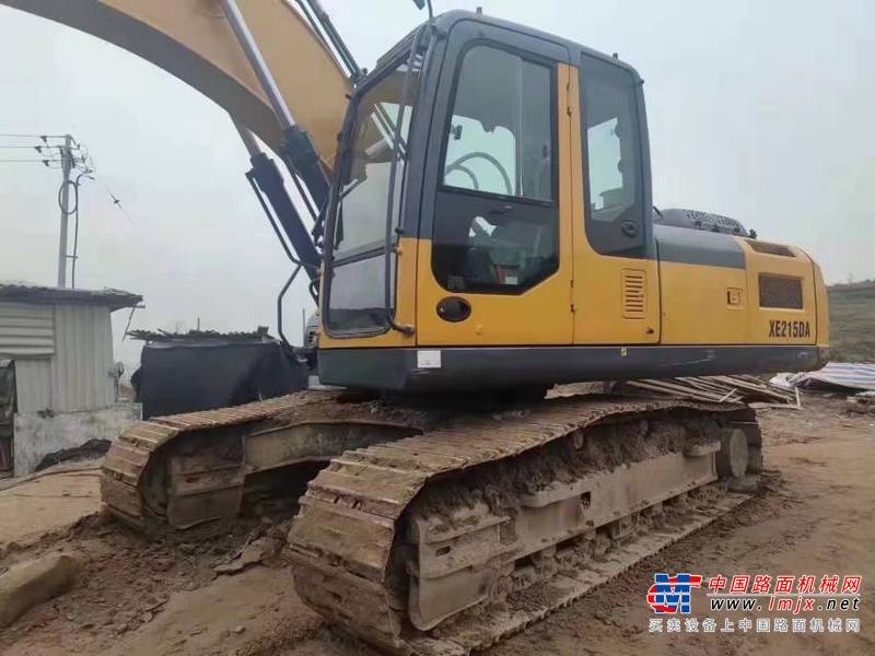 徐州市出售转让二手不详小时2019年徐工XE200D挖掘机