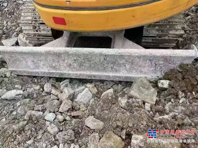 徐州市出售转让二手不详小时2017年龙工LG6085挖掘机