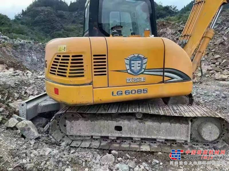 徐州市出售转让二手不详小时2017年龙工LG6085挖掘机