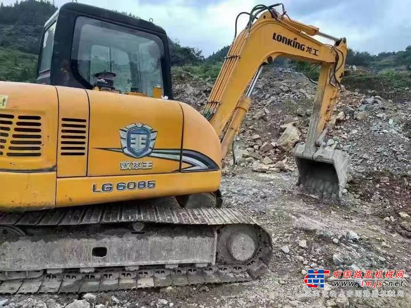 徐州市出售转让二手不详小时2017年龙工LG6085挖掘机