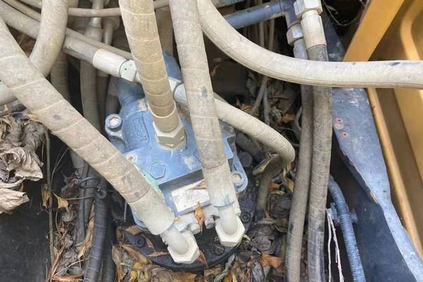 徐州市出售转让二手不详小时2018年徐工XE150挖掘机