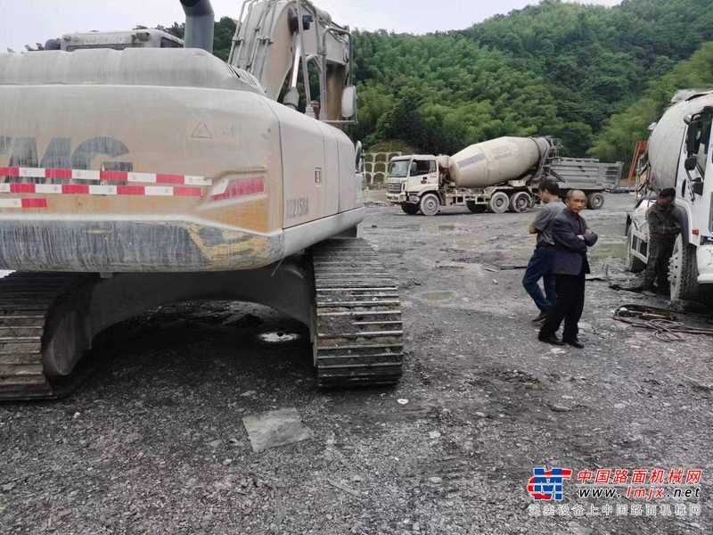 徐州市出售转让二手不详小时2021年徐工XE215DA挖掘机