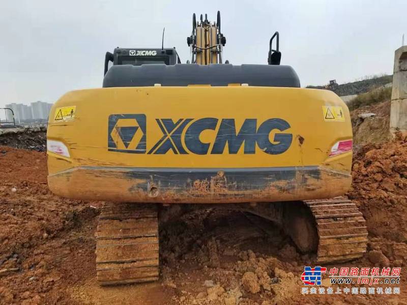 徐州市出售转让二手不详小时2019年徐工XE215D挖掘机