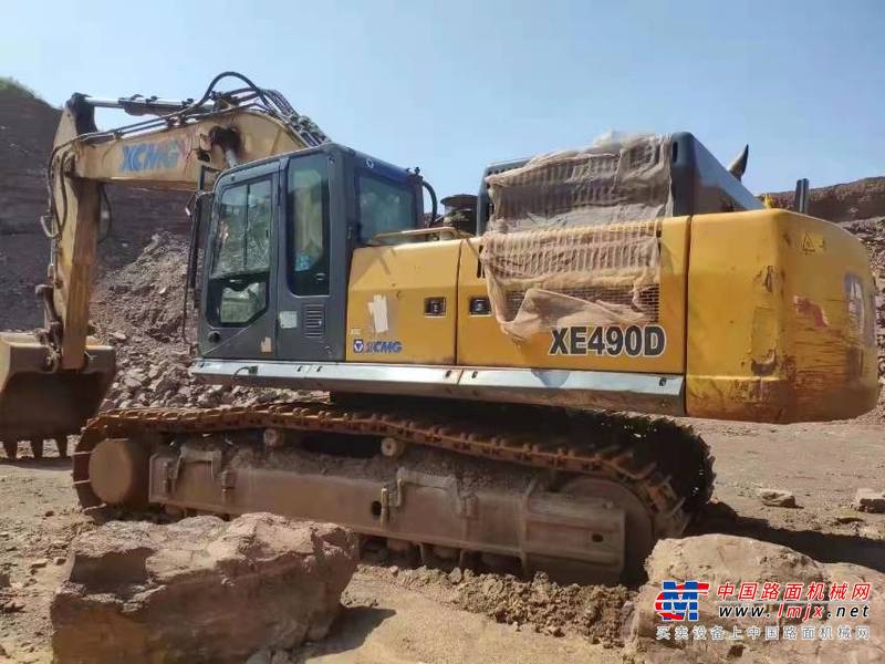 徐州市出售转让二手不详小时2018年徐工XE490D挖掘机