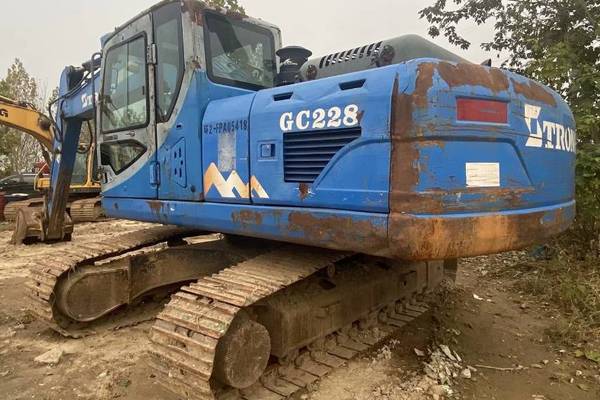 徐州市出售转让二手不详小时2012年山重建机GC208挖掘机