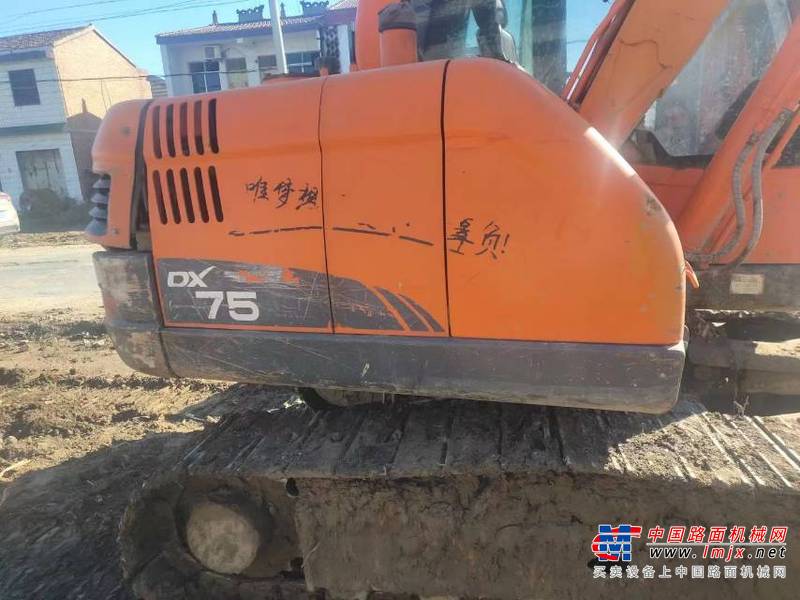 徐州市出售转让二手不详小时2014年斗山DX75挖掘机