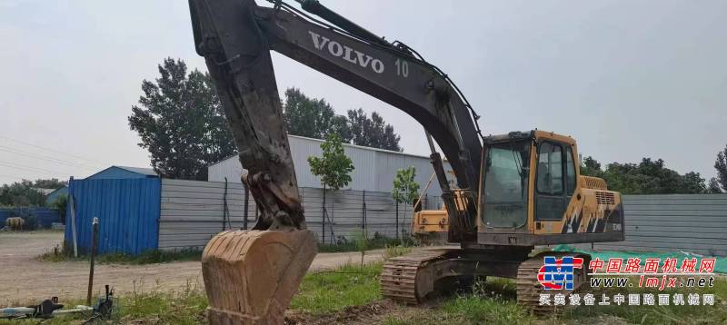 徐州市出售转让二手不详小时2013年沃尔沃EC210挖掘机