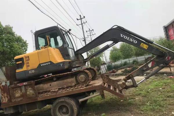 徐州市出售转让二手不详小时2017年沃尔沃EC55挖掘机