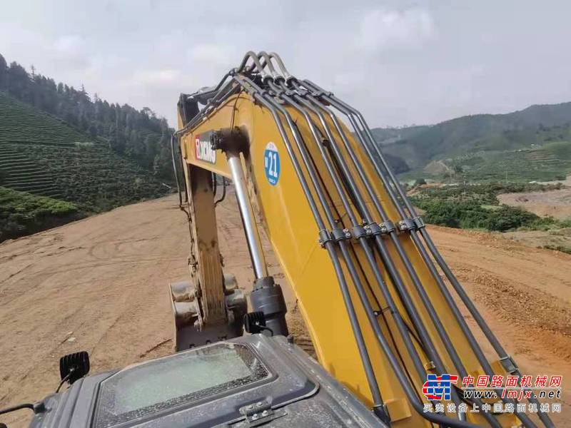 徐州市出售转让二手不详小时2020年徐工XE370D挖掘机