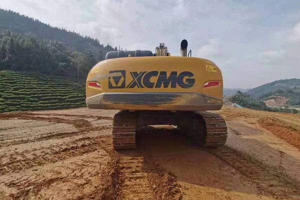 徐州市出售转让二手不详小时2020年徐工XE370D挖掘机