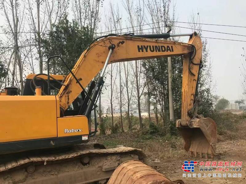 徐州市出售转让二手不详小时2019年现代R215挖掘机