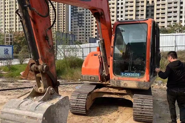 徐州市出售转让二手不详小时2018年斗山DX80挖掘机