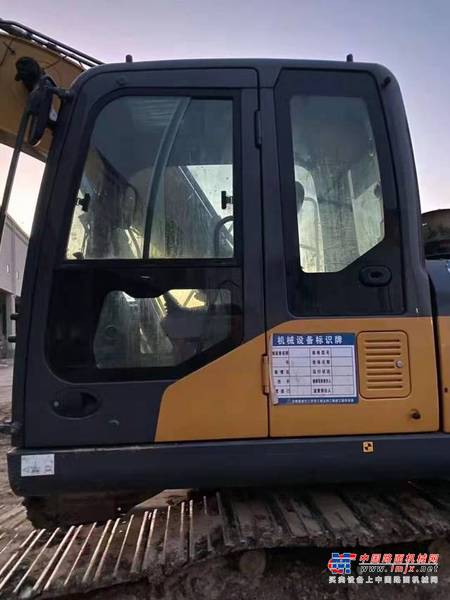 徐州市出售转让二手不详小时2020年徐工XE215D挖掘机