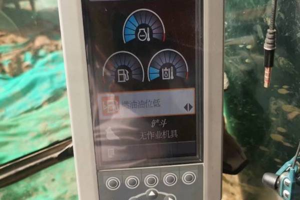 徐州市出售转让二手不详小时2016年卡特彼勒320D2挖掘机