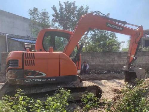 徐州市出售转让二手不详小时2019年斗山DX75挖掘机