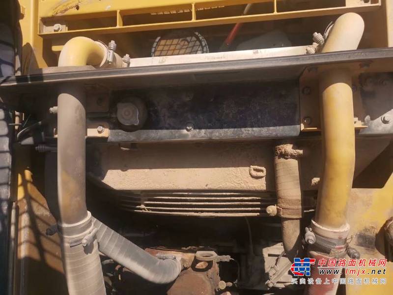 徐州市出售转让二手不详小时2016年卡特彼勒320D2挖掘机