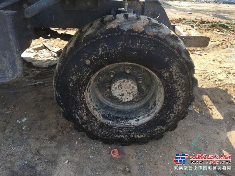 徐州市出售转让二手不详小时2019年徐工XE60WA轮式挖掘机