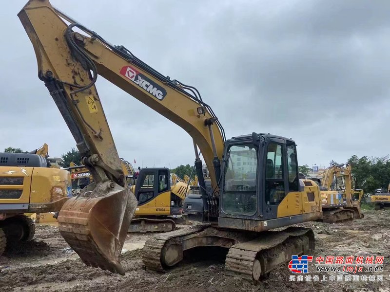 徐州市出售转让二手不详小时2020年徐工XE135D挖掘机