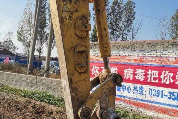 徐州市出售转让二手不详小时2016年小松PC60-8挖掘机